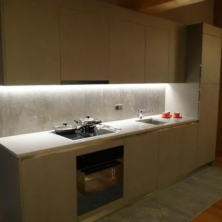 Sleeps 8 Wifi 아파트 지날